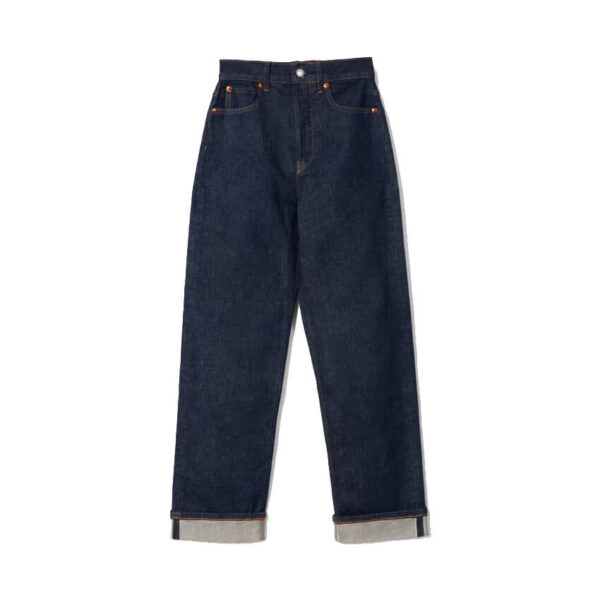 The Oversized Alpaca Crew